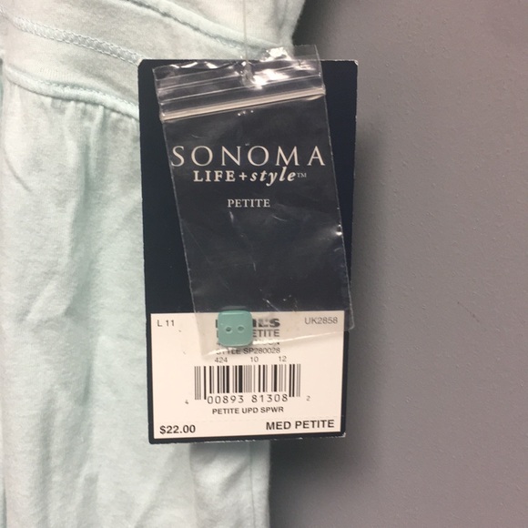 Top - Picture 2 of 2